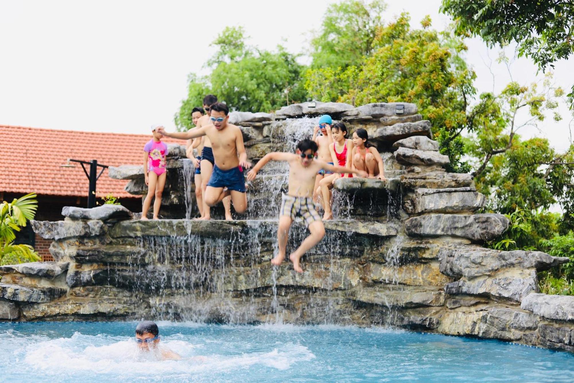 Dinh Gia Home Villa & Resort نينه بينه المظهر الخارجي الصورة