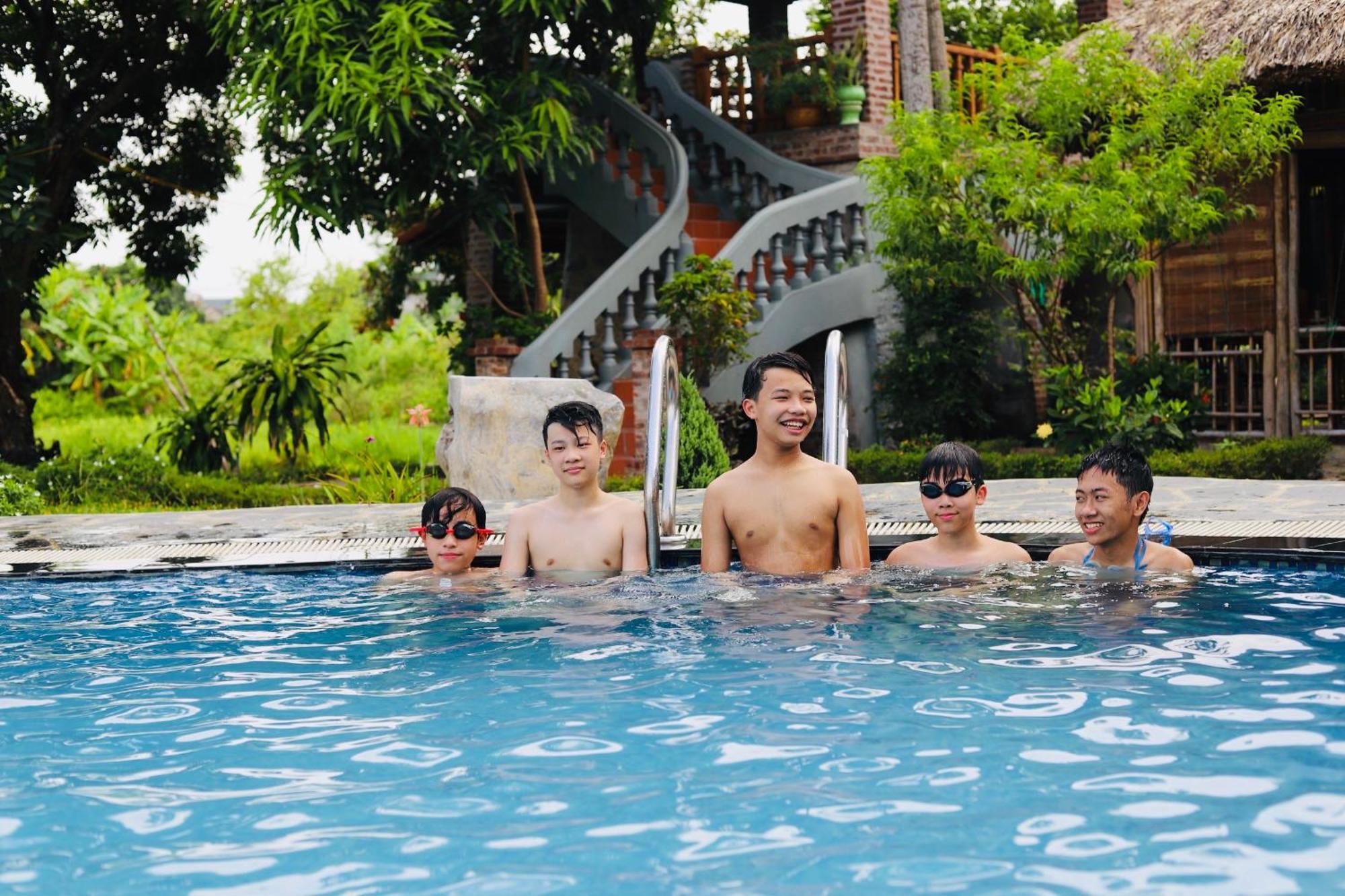 Dinh Gia Home Villa & Resort نينه بينه المظهر الخارجي الصورة