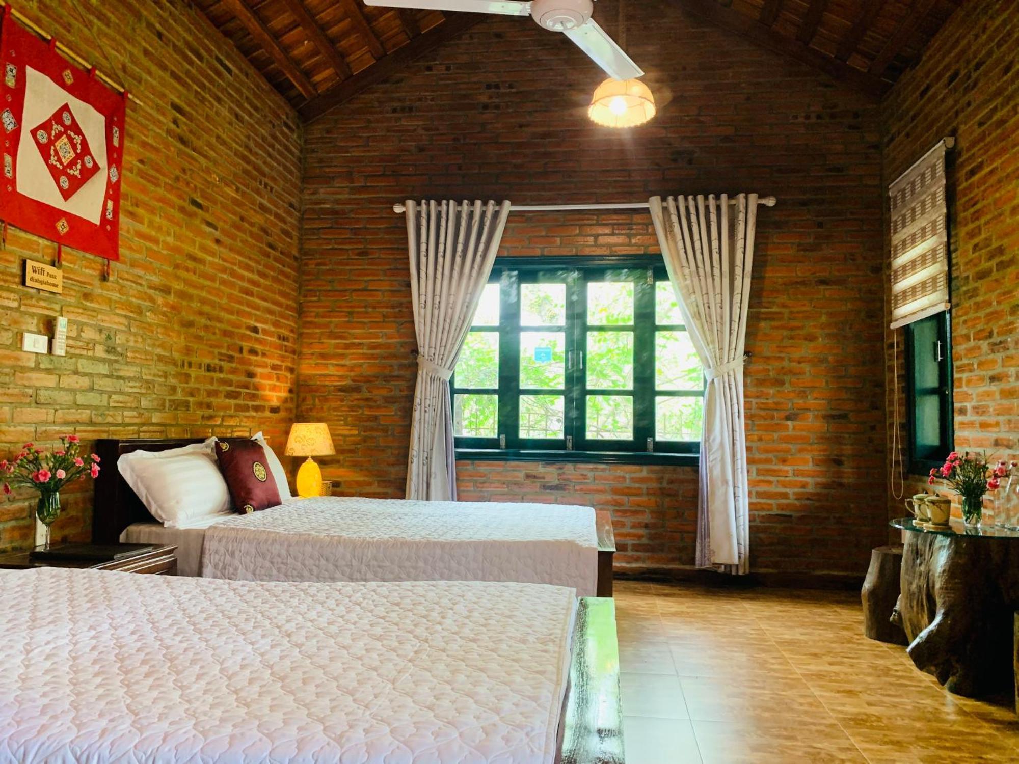 Dinh Gia Home Villa & Resort نينه بينه الغرفة الصورة